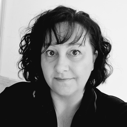 Lys Tickner head shot