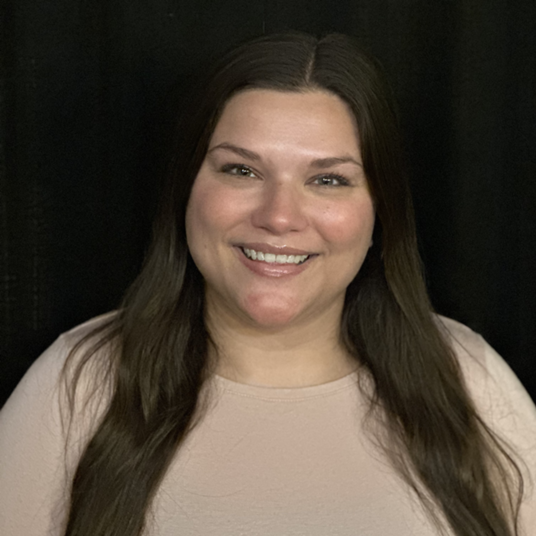 Liz Setzler head shot