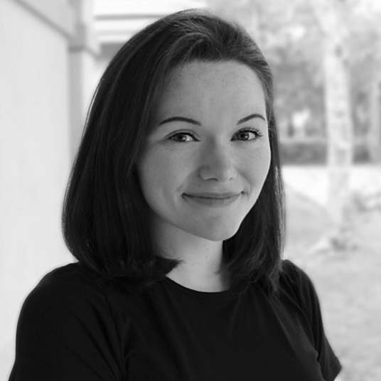 Erin Krull head shot