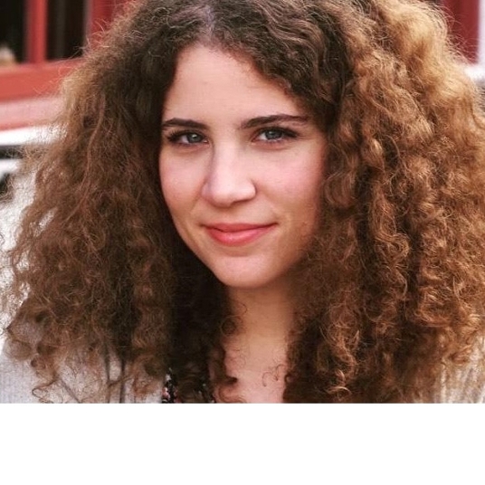 Anna Hobbs head shot