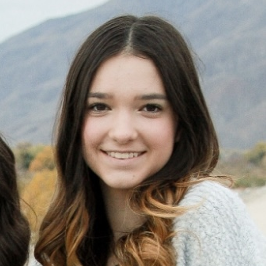 Aven Baxter head shot