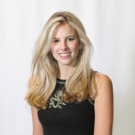 Madelyn Leonard head shot