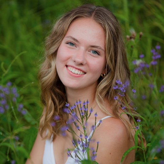 Kayla Weglarski head shot