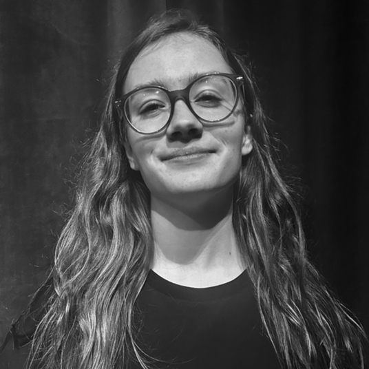 Olivia Reilly * head shot