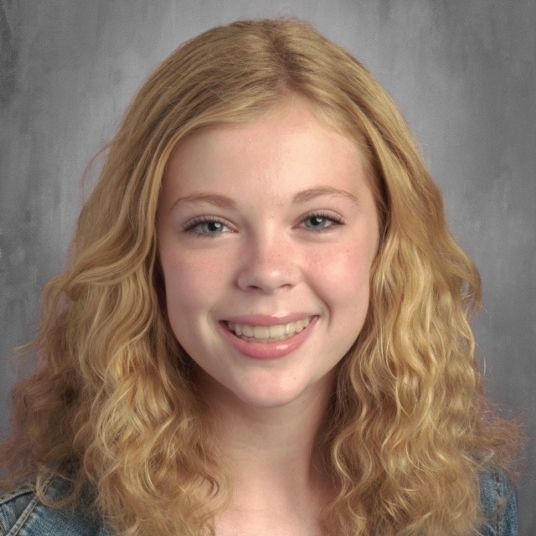 Lucia Devine head shot