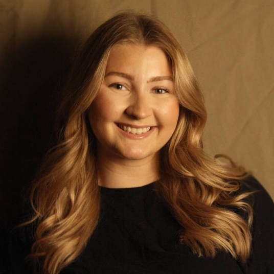 Erika Armit head shot