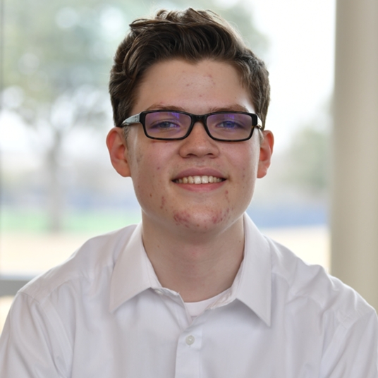 Riley Davis head shot