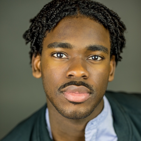 Akeil Davis head shot