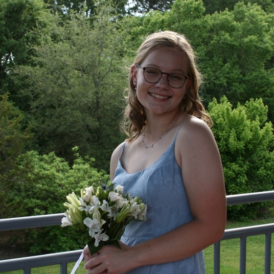 Anna Baesman*^ head shot