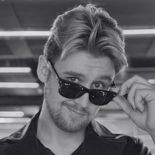 Jarvys McQueen-Mason (They/Them) head shot