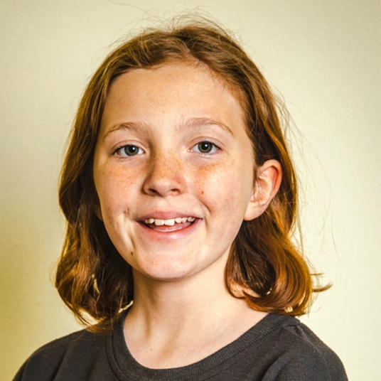 KINLEY AULT head shot