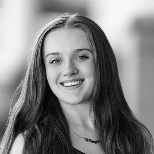 Mikayla Farbman head shot