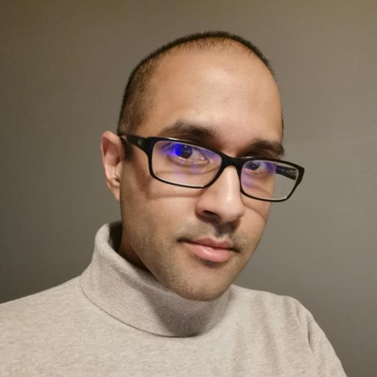 Muneer Malik-Noor head shot