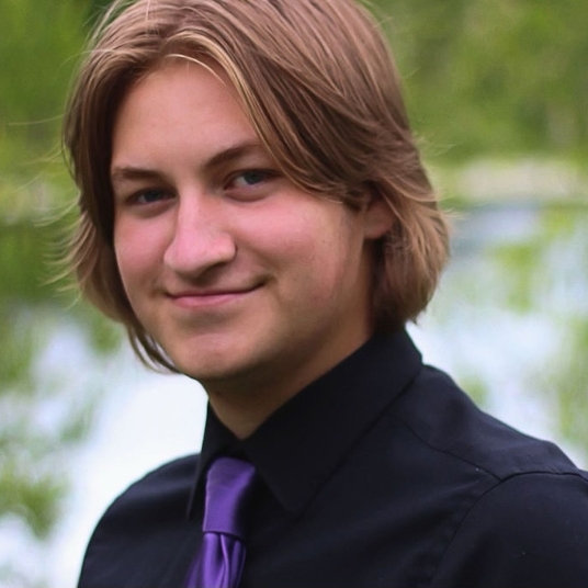 Owen Davison head shot