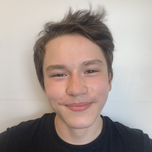 Elias Carosso head shot