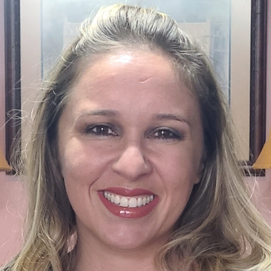 Annie Wallin head shot