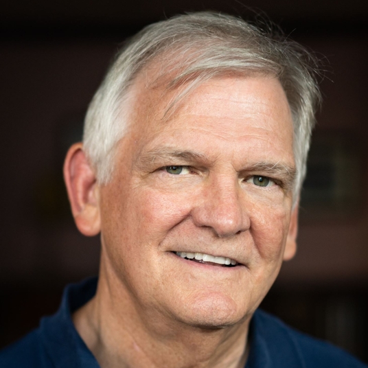 Lee Smith head shot
