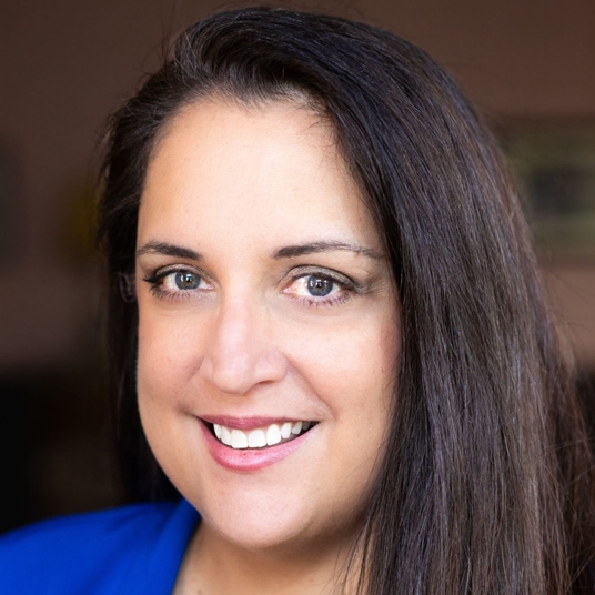 Christina Burbank Shelton head shot