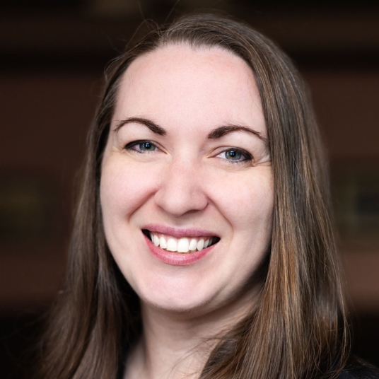 Amy Henderson head shot