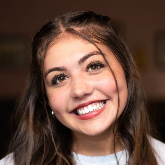 Brook Reeves head shot