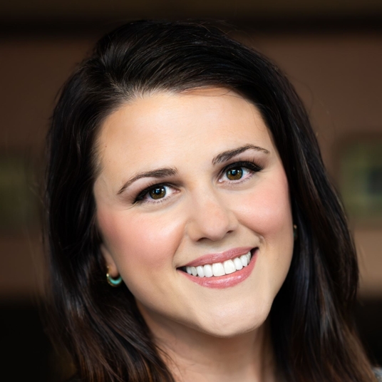 Kelsey Layton head shot