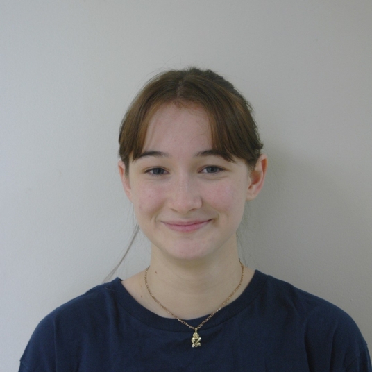 Phoebe Koontz head shot