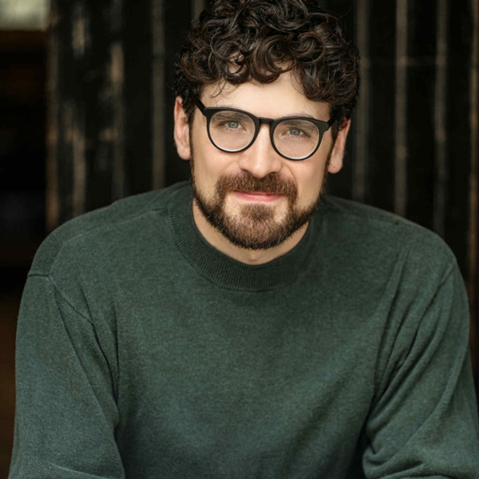 Shawn Murphy - Set Design head shot