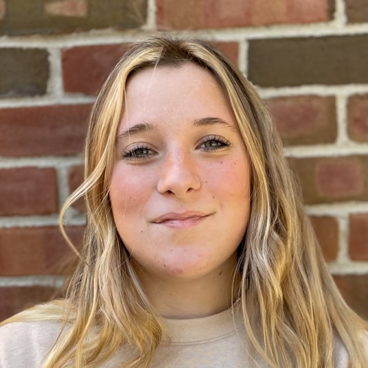 Kaitlin Williams head shot