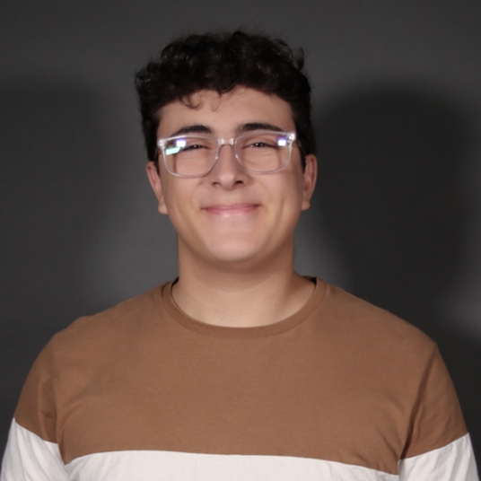 Noah Hallam head shot