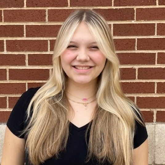 Abby Welter head shot