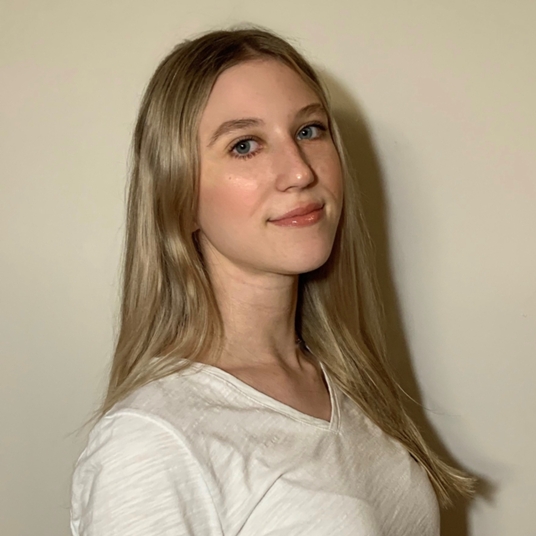 Sophie Weiss head shot