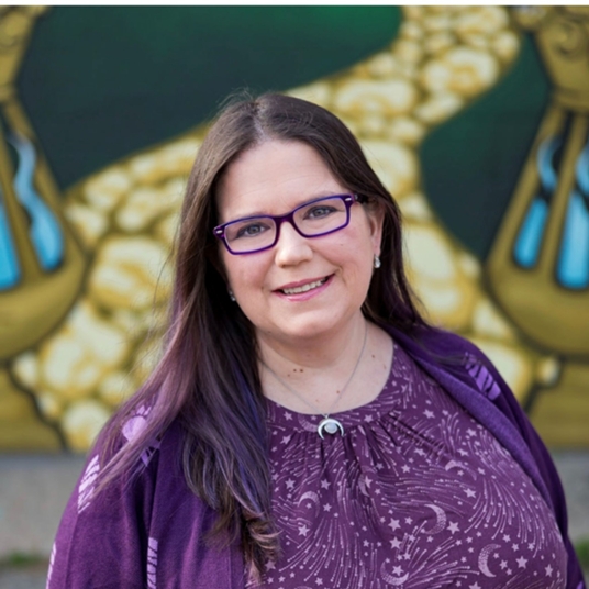 Keely Kurtas-Chapman (Mrs. K-C) head shot