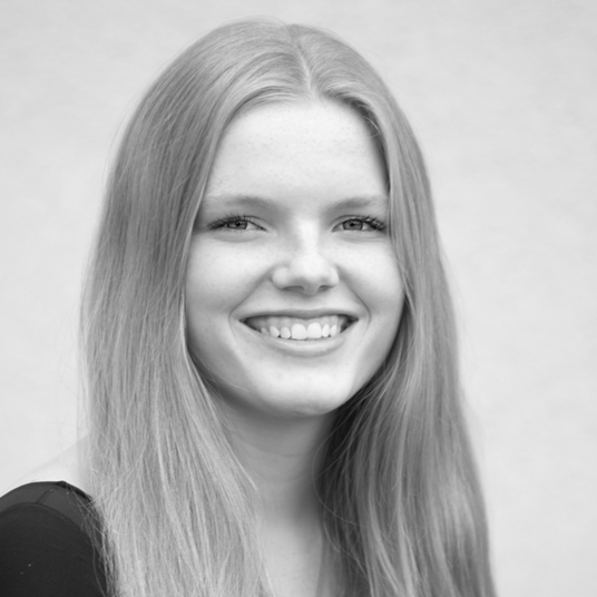 Olivia Malone head shot