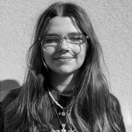 Lexi Arnold head shot