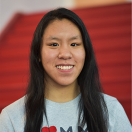 Janet Le head shot
