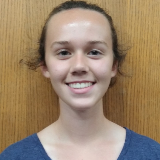 Erin Carmicle head shot