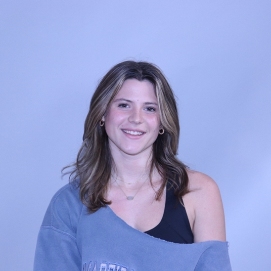 Haley Hellings head shot