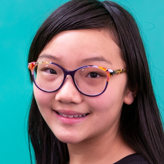 Stephanie Sun head shot