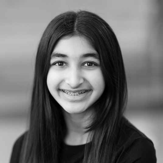 Aliya Azad head shot