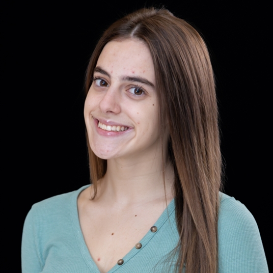 Julianne Henkel head shot