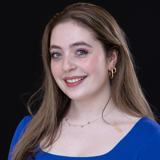 Halle Peterson head shot