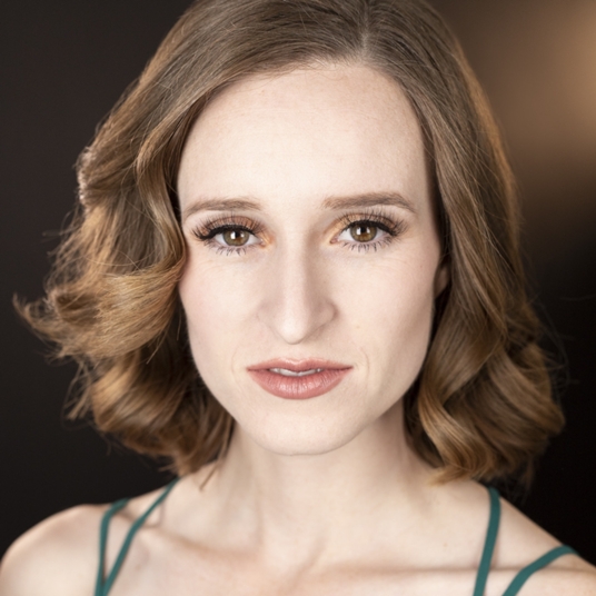Juli Biagi head shot