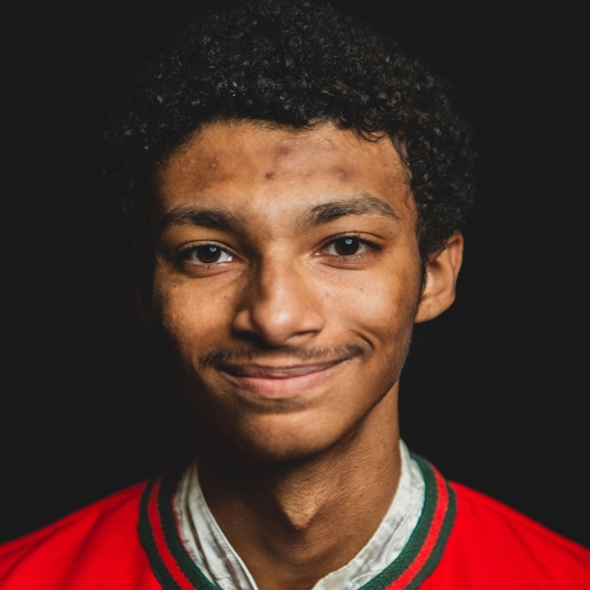GAVIN STINNETT head shot
