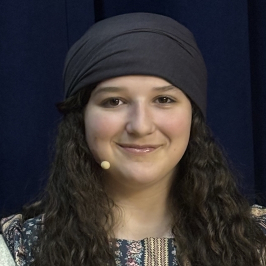 Alannia Casalena head shot