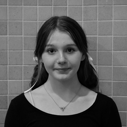 Abigail Courtemanche head shot