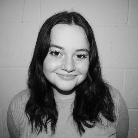Abby Horn head shot