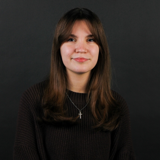 Elisa Kelly head shot