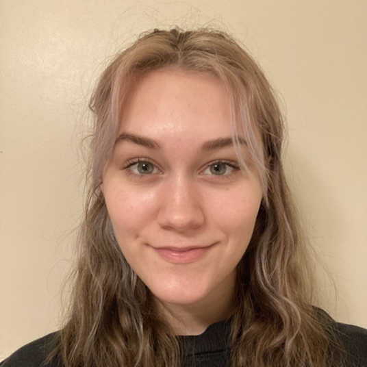 Julia McDemus head shot