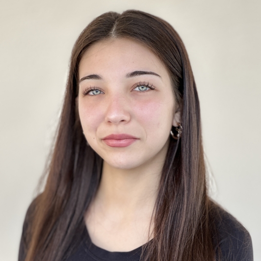 Ellie Agantovich head shot