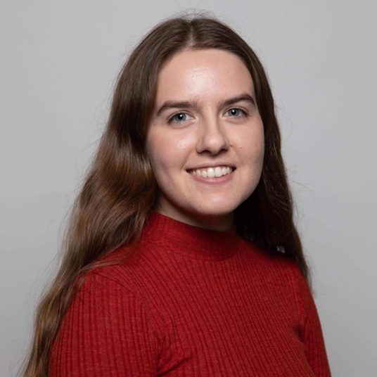 Maggie Wolfe head shot